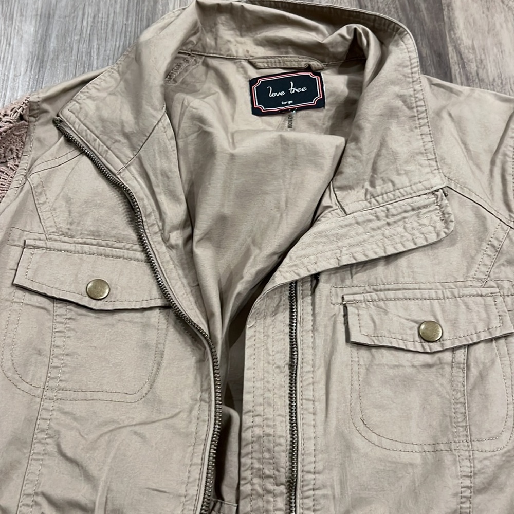 Beige Jacket - Picture 3 of 9